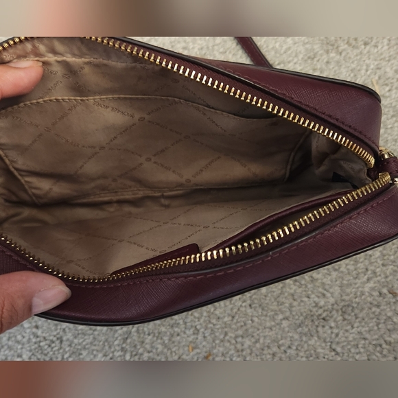 Michael Kors purse - Picture 2 of 2